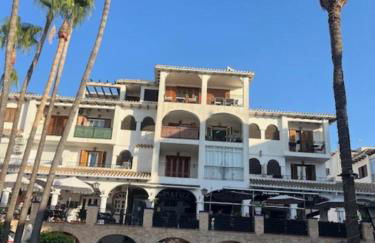 BEAUTIFUL RENOVATED 1 BEDROOM APARTMENT WITH ACCESS TO 4 POOLs - Foto 13