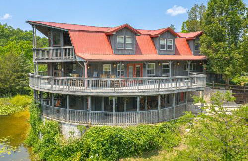 Strawberry Plains Cabin Private Pond and Game Room! - Foto 41