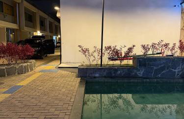 Apartamento novo próximo ao Aeroporto, Estádio Mangueirão, Shoppings, até 8 pessoas - Aceitamos cartão de crédito - Photo 13