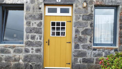 Casa dos Platanos-Family Home - Photo 2