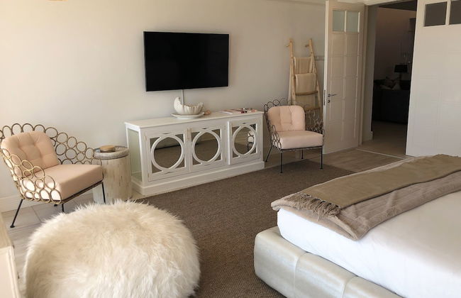 Clifton YOLO Spaces – Clifton Mansion Villa - Photo 38