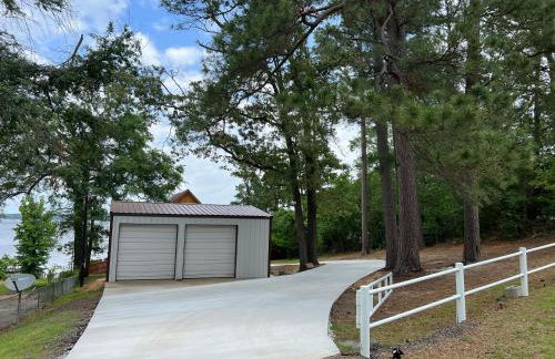 Lakefront Oasis with Private Boat Dock on Lake Palestine - Foto 8