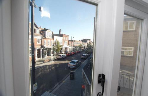 Beautiful large 3-bed coastal flat with parking. - Foto 14