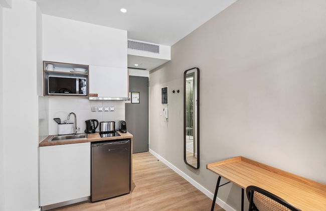 Limehome Piraeus Olive - Foto 39