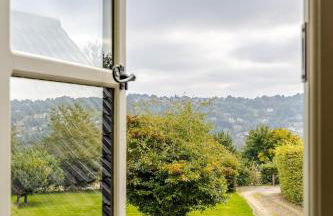 Spacious farmhouse with stunning valley views - Foto 21