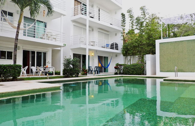 Pelicanos 112 - Photo 1