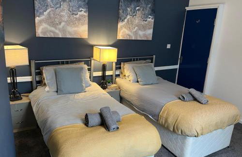 Modernised 4bed stay-away-home in Runcorn sleeps 7 - Foto 5