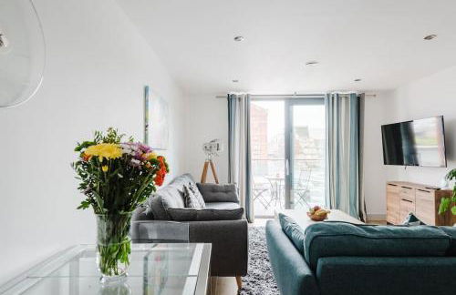 Beautiful 1 Bedroom Apartment with parking in Gloucester Docks - Foto 1