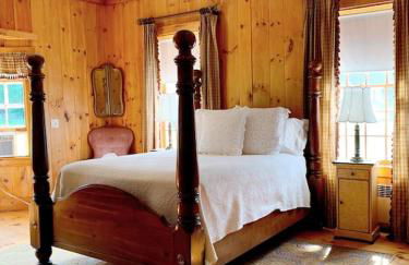 Historic Renovated Barn at Boorn Brook Farm - Manchester Vermont - Photo 4