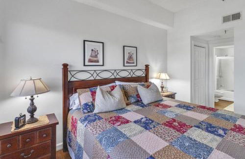 Handsome 2BR Condo with Gorgeous Views in Sugar Mountain! condo - Foto 48