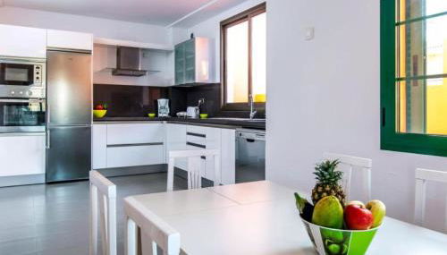 Villa Infinity Geria - Photo 4, stove, dishwasher