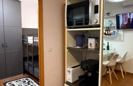 Modern Art Apartment 50m to the Beach - Foto 7