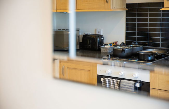 Velvet 1-bedroom Apartment With Balcony, Hoddesdon - Foto 16