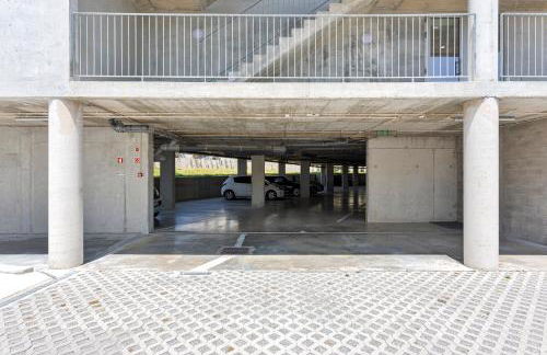 HostWise - Bright Flat with Balcony and Garage - Foto 6