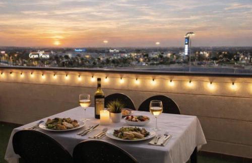 Ático junto al Auditorio con Terraza Privada y Parking - Foto 3