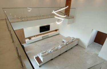 Luxuosa casa, a 150m da praia - Foto 11