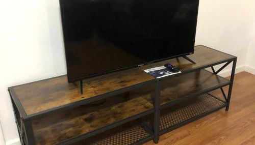 Large apartment, sleeps up to 8 people comfortably, direct NYC Manhattan train only 5 minute walk away, MetLife Stadium FIFA World Cup 25 minutes away - Foto 3