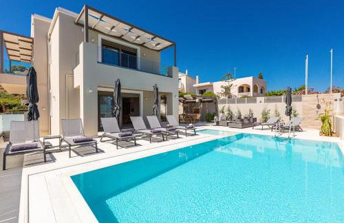 Lagoon Seabreeze Villa, Sumptuous Retreat, By ThinkVilla - Photo 1