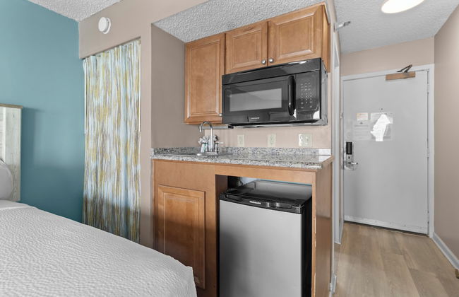 The Strand - A Boutique Resort - Photo 26