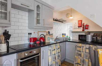 Quirky North Yorkshire Cottage - Christmas Cottage - Photo 9