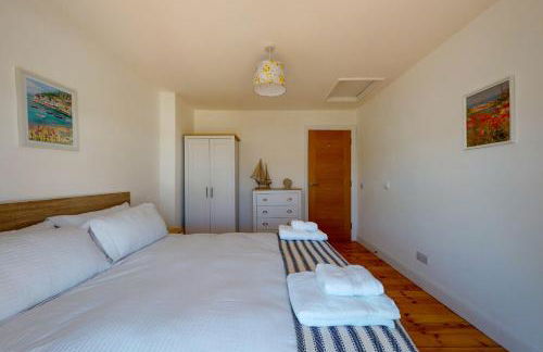 No. 28 Contemporary beach side property with sea views - Foto 21