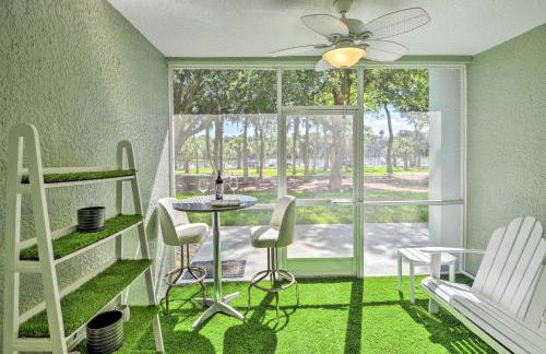 Waterfront Palm Coast Condo with Boat Dock and Pool! - Foto 2