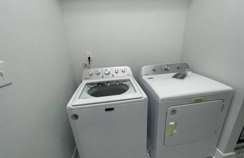 Modern 4 Bedroom 5 Bath Townhome Downtown Indpls 2228 - Foto 25