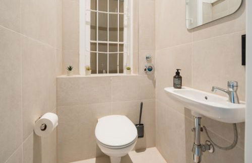 Hamburg City Apartment auf 120qm mit Billardtisch für bis zu 9 Gäste - Foto 12