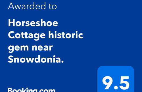 Horseshoe Cottage historic gem near Snowdonia. - Photo 26