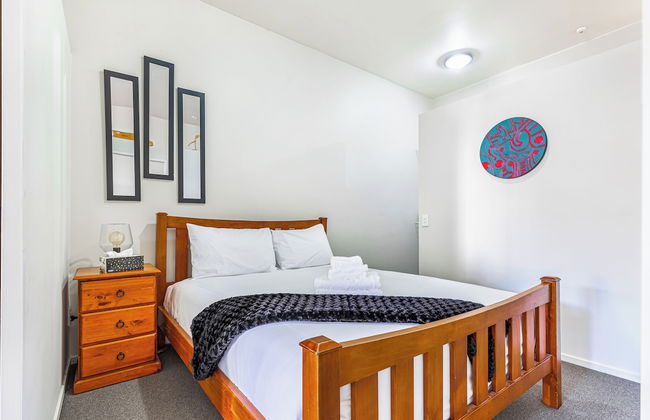 1BR Grey Lynn Haven+Parking, Balcony Zodiak Stays - Foto 2