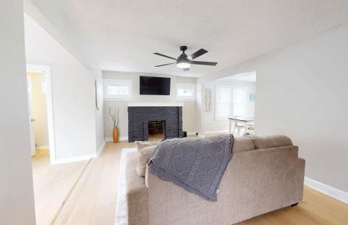 Stylish Home Near Historic Downtown & Lake Erie - Foto 3