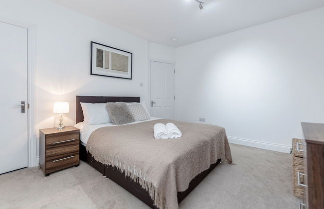 Royal Apartments - Photo 16