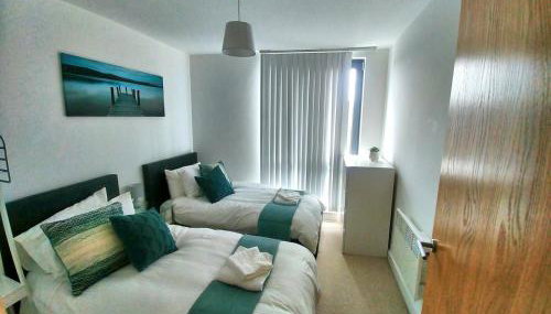 Redhill Nobel -Modern Central 2 Bedroom Apartment by Mobius Property - Foto 4, towels