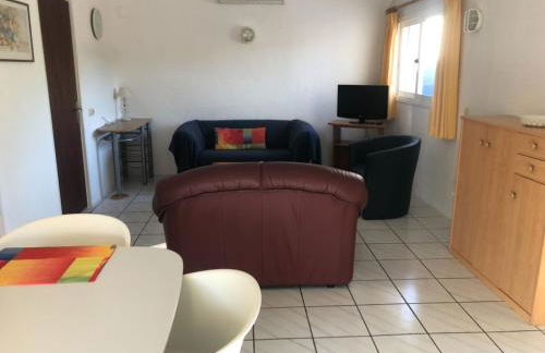 Classy Holiday Home in Santa Cristina d'Aro with Barbeque - Foto 9