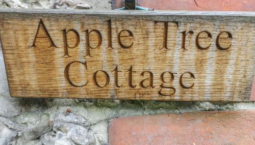 Apple Tree Cottage - Photo 3