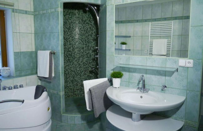 Comfortable Villa With Facilities - Photo 12