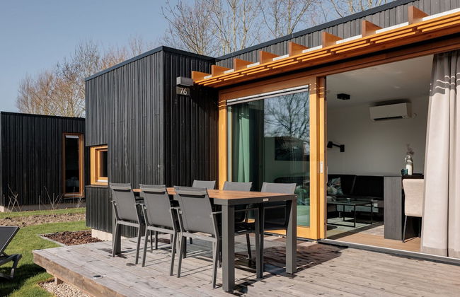 Lodge Near Brouwersdam & North Sea Beach - Photo 19