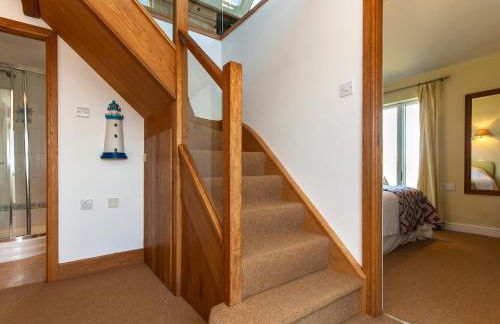 Lighthouse Watch - Photo 19