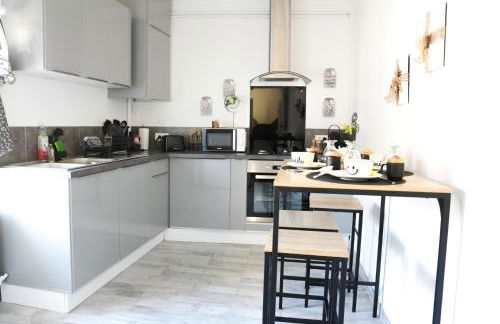 Cocon en bois Majeur - au cœur de Limoux Carnaval à pied - 4 couchages - Foto 8