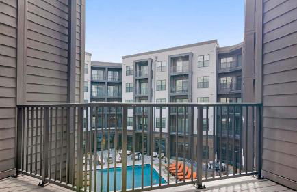 Landing Stunning 1BD Gym Yoga Studio - Foto 15