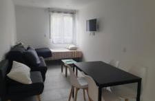 Grand Appartement, 2 ou 3 ou 4 pieces, tramway sur place, proche gare sncf St Augustin 5 min, aéroport à 7 min, plage ou Allianz riviera 10 min, palais nikaia 2 min , supermarché sur place, parking possible si disponible ou payant à 1000 metre - Foto 21