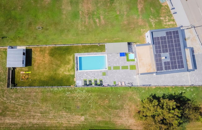 Villa Joy With Pool and Hot Tub - Foto 45