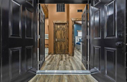 New/12 Guest /2 Hot Tubs/ 2 Kitchens/ 2 Firepits - Foto 68