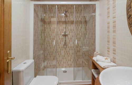 La Casona de la Bisa en Villanueva de Colombres - Foto 38