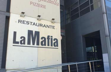 Bonito Apto Cinco Torres Plaza Castilla - Foto 53