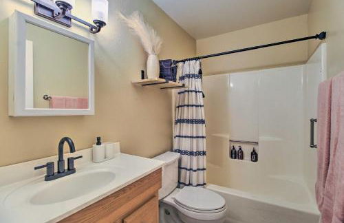 Cozy Forest Retreat! Pet-Friendly Pinetop Cabin - Foto 15