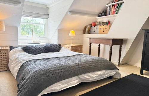 Tranquil Seaside Cottage by NewFo - Photo 37