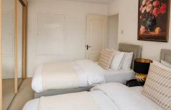 Kempston Home Sleeps 7-9 Long Stays Parking - Foto 9