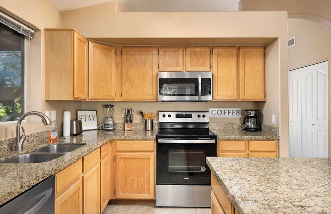 Bella Vista by Avantstay Pool w/ Waterslide - Photo 13