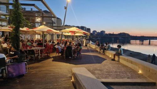 Bouzas. Garaje con cargador V.E. - Foto 5